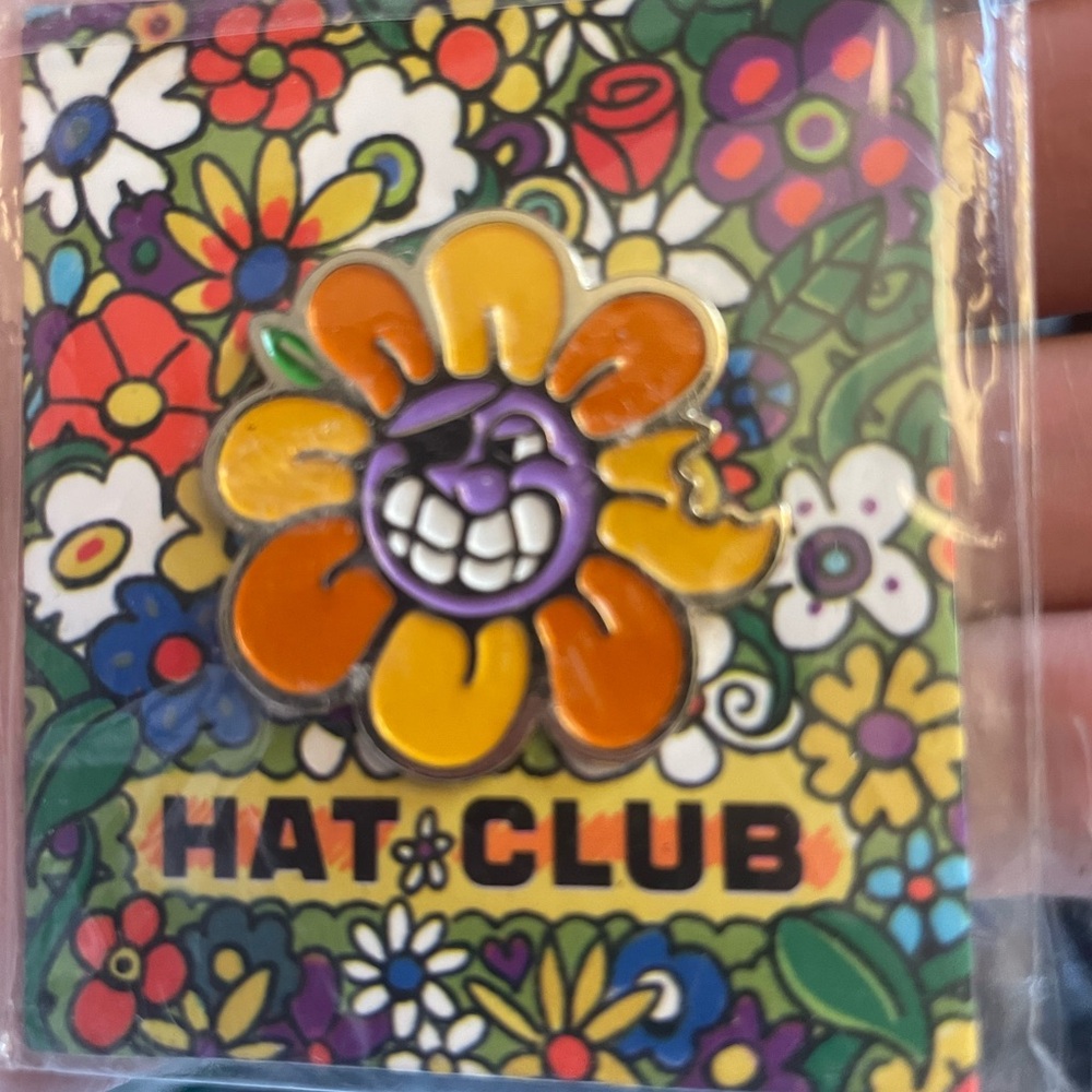Hat club Jae tips flower collection pin brand new